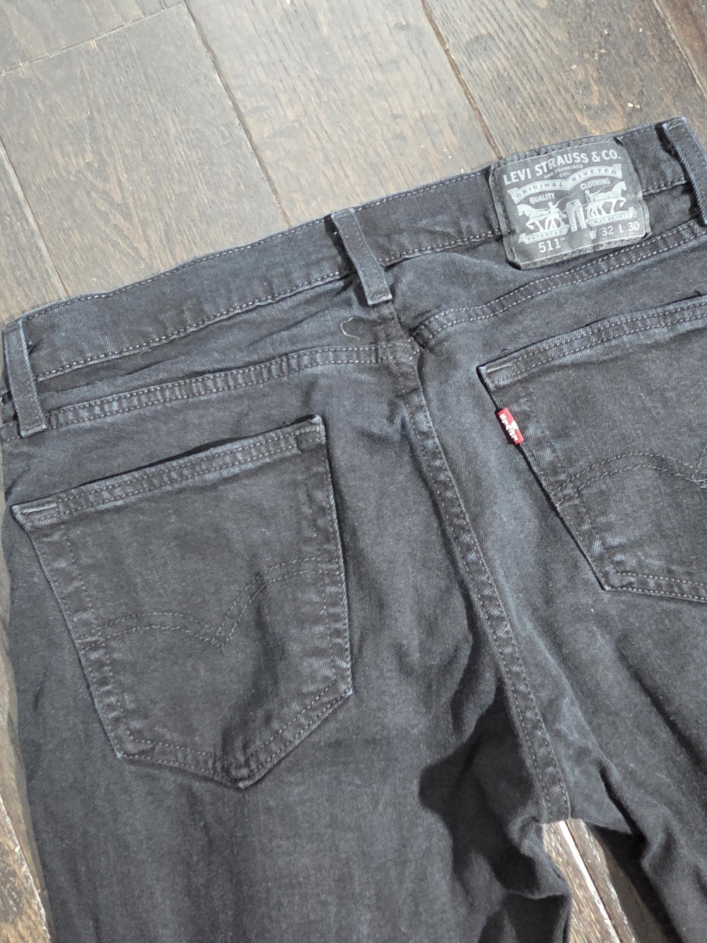 Levi’s 511 Jeans Mens 32x30 Black Denim Slim Fit Straight Leg Stretch 5-Pocket